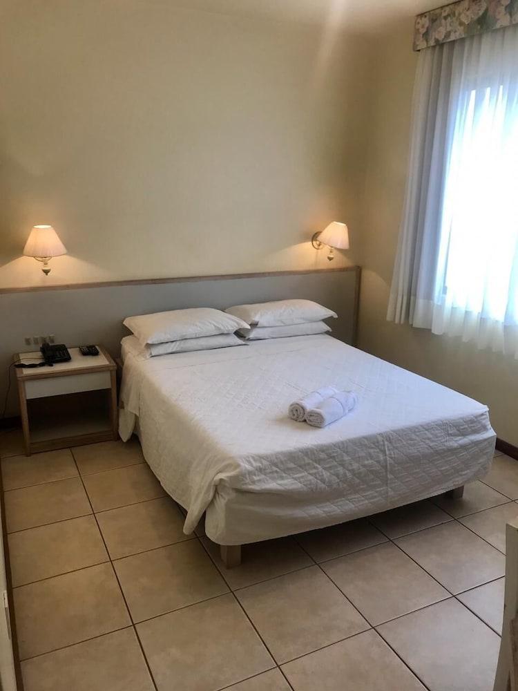 Hotel Gaivotas 3*